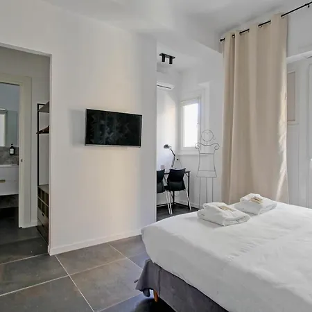 Large And Comfortable Close To Trastevere Roma